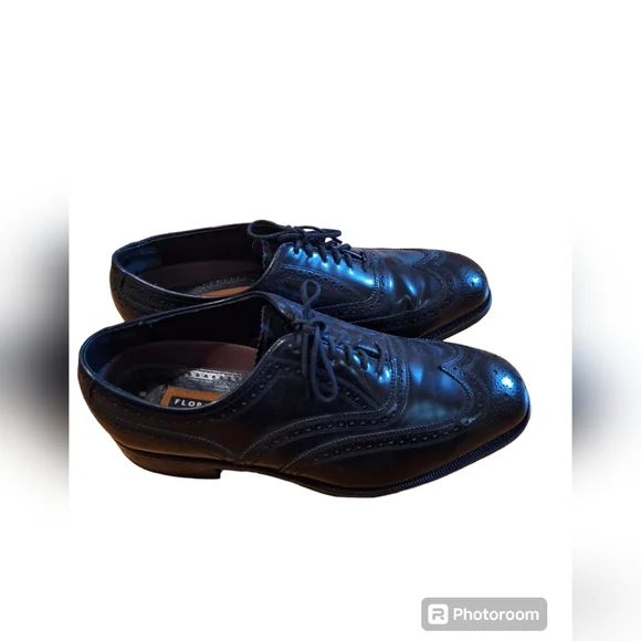 Florsheim Mens Size 10.5 dress shoes - Picture 2 of 6